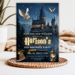 Inbjudan till pojkfest, trollkarlsfest, utskrivbart tema med magiskt slott och Hogwarts, direktnedladdning bild 6