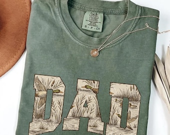 Comfort Color Hunting Dad Shirt, Vintage Mallard Duck Shirt, Hunter Dad Shirt, Gift For Father's Day, Outdoorsman Father Gift, Duck Hunting