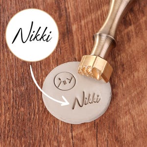 Sello de arcilla personalizado con su nombre o letra, sello de firma para cerámica, sello de nombre de cerámica, sellos comerciales para alfareros