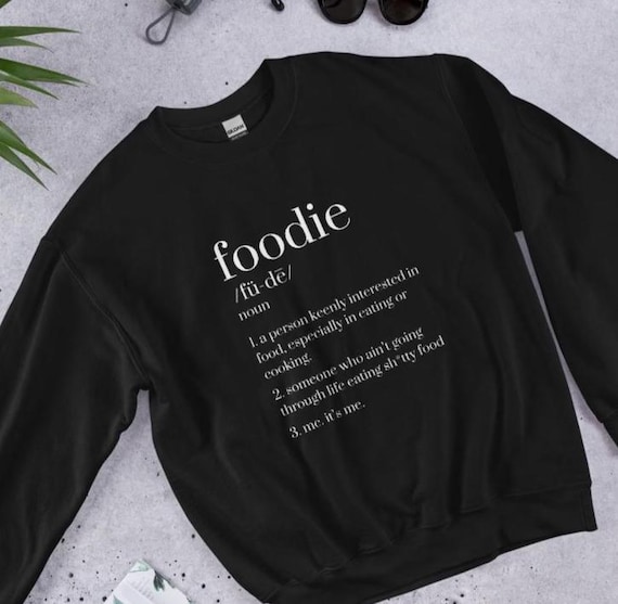 トップス common divisor 24aw COUVIN WASH FOODIE Funny Foodie Definition Sweatshirt – Cozy Gift for Food Lovers