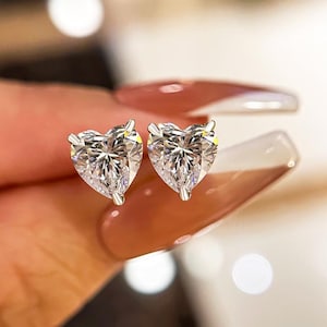 3.00 TCW Heart Shape Moissanite Stud Earring, Solitaire Diamond Engagement Earring, F-VVS2 Moissanite, Small Stud Earrings, Silver Earrings.