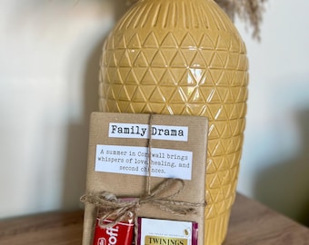 Blind Date with a Book - Family Drama Fiction | Cosy Gift with Tea and Biscuit