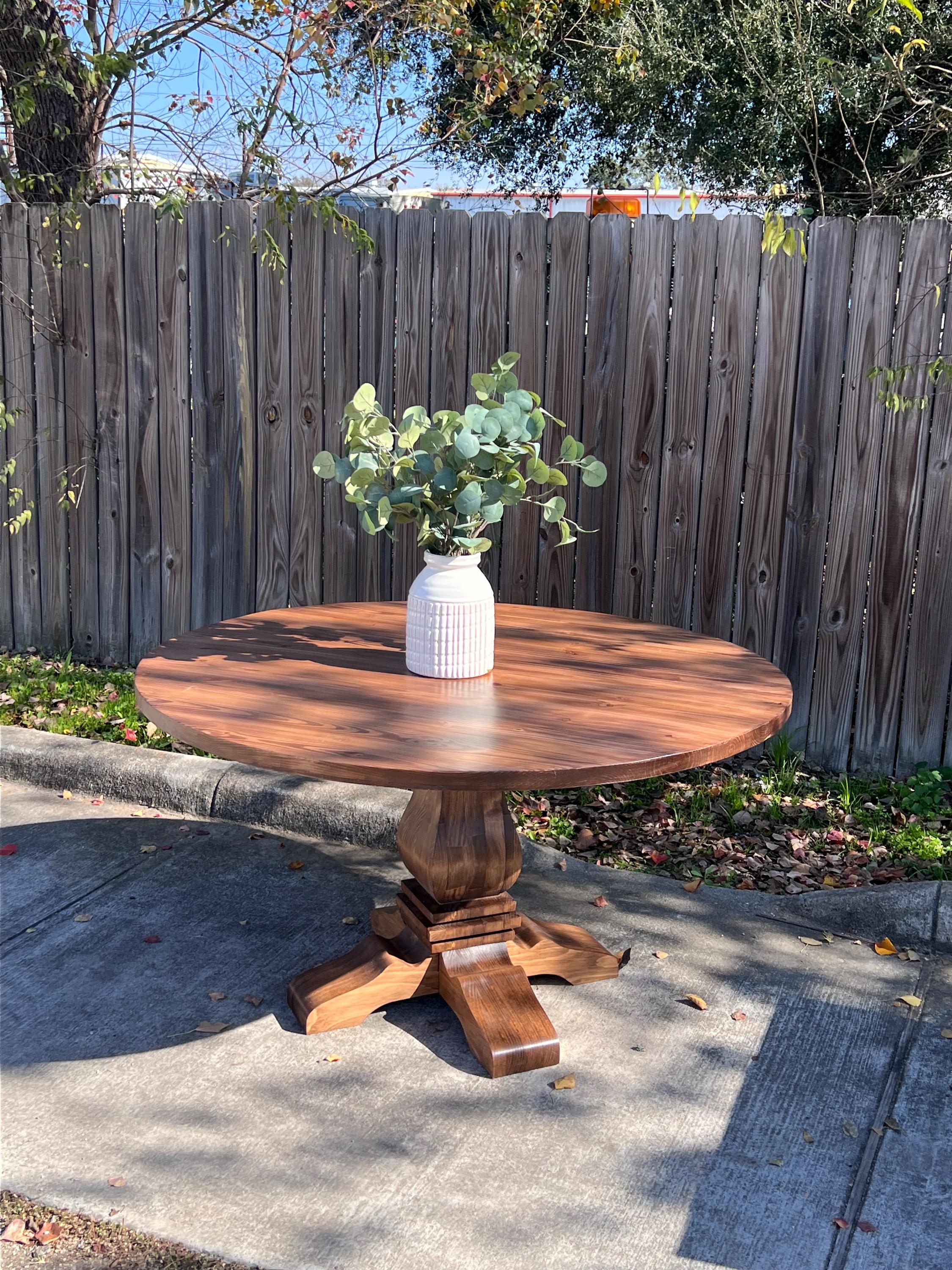 AMORA Customizable Round Dining Table Curved Base Pedestals - Solid ...