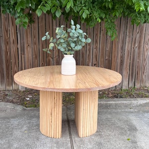 Round Pedestal Dining Table - Solid Wood Table - Fluted Base Round ...