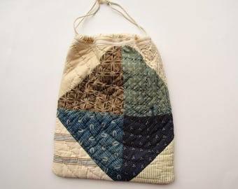 Large Size 1920&#39;s Country Calico Fabrics Quilt Piece Patchwork Drawstring Bag, Utility Bag, Sewing & Supplies Bag, Time Worn Quilt Bag