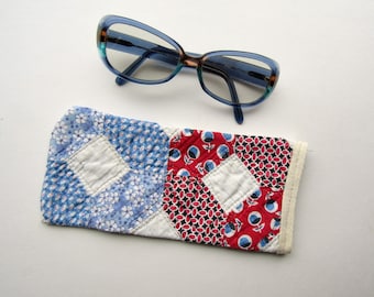 Upcycled Vintage Quilt Pieces Soft Eyeglass Case for Purse, Storage, Car Use, Recycled Patchwork, Gift, Handmade w Vintage Quilt, Eyewear