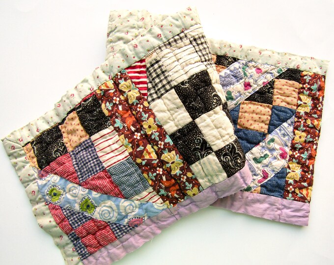 Vintage 1940's Country Scrappy Patchwork Feedsack Cotton Fabrics Quilt ...