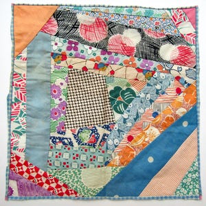 Vintage 1930's Scrappy Design Feedsack Cottons Crazy Quilt Patchwork Square, Creative Supply