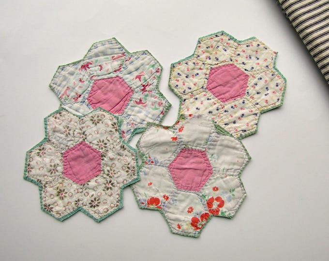 Scuffed Projects Worn, Faded and Scuffed Vintage Flower Garden Quilt Flowers, 4 ...