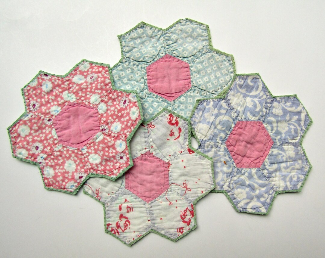 Scuffed Projects Worn, Faded and Scuffed Vintage Flower Garden Quilt Flowers, 4 ...