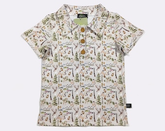 Camisa de cuello para niño con temática de caza y pesca.