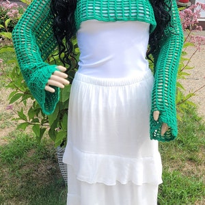 Green Crochet Crop Top: Eco-Friendly Festival Fashion