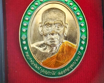 Luang Phor Phat  powerful blessed ,Buddha amulet real rare pendant and copper Medal Thai powerful pendant locket Thailand nice Gift