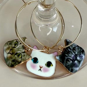 Cat Charms for Wine Glass Markers White Cat Charm for Glass Cat Wine Glass Charm Home Decor Cat Breeds Wine Charms Drink Identifier Cat Face