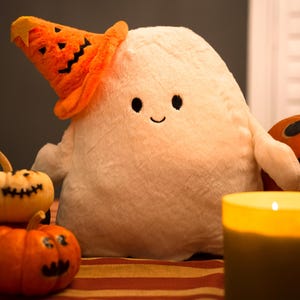Ghost Plush, Cute Plushie, Halloween Plushie, Halloween Plush, Toy Ghost Plush, Halloween Ghost Toy, Ghost Lover Gift, Ghost Stuffie