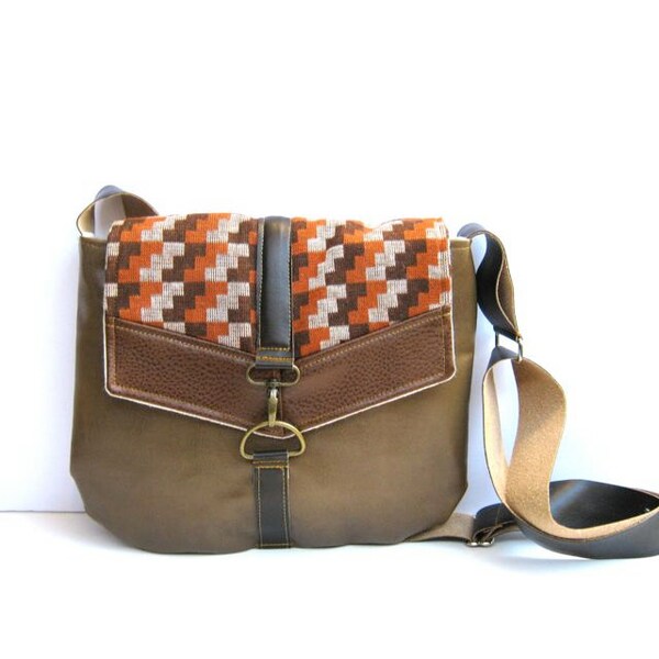 satchel • brown crossbody bag • vintage 1970s double knit in brown and orange - brown vegan leather • small messenger bag - cross body purse