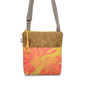 crossbody bag weekdayer coneflower floral print vegan crossbody purse Lemonade