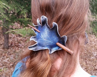 Winter White Oak Leaf Hair Cup