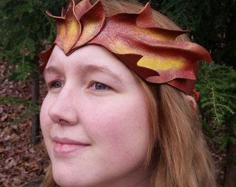 Leather Pixi Crown in Red