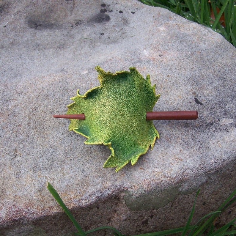 Green Sycamore Leaf Hair Cup image 2