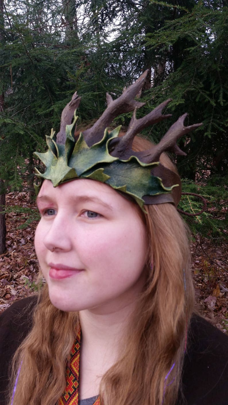 Leather Twig Crown in Green image 2