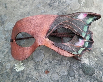Leren masker mottenfee