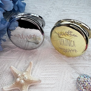 Customized pocket mirror, personalized name mirror, bridesmaid gift, ladies makeup mirror, birthday gift, wedding party gift, best friend