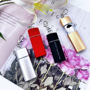 Cenicero con llavero personalizado, cenicero portátil, regalo para padrinos de boda, regalo para damas de honor, regalo de boda, recuerdo único para la fiesta de bodas, mini cenicero.