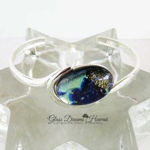 Shimmery Glass Cuff Bracelet Oval Wave Bangle Bracelet Art Glass Statement Bracelet Handmade Dichroic Glass Bangle Bracelet Gift Ideas image 6