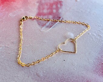 Dainty Gold Open Heart Charm Bracelet, Gift for Valentines Day