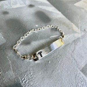 Double Clasp Medical Alert Bracelet, Detachable Medical ID Charm Bracelet, Custom Bar Bracelet