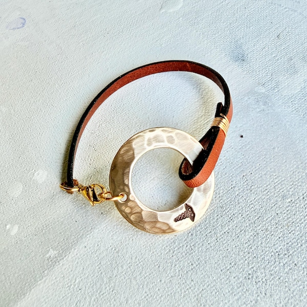 Hammered Brass Open Circle Leather Medical Alert Bracelet: Stamped ID Tag