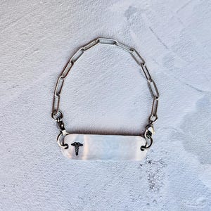 Detachable Stainless Steel Medical ID Bracelet: Custom Rounded Bar