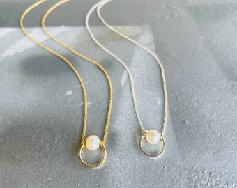Hug Necklace, Dainty Pearl Necklace, Horseshoe and Pearl Necklace,