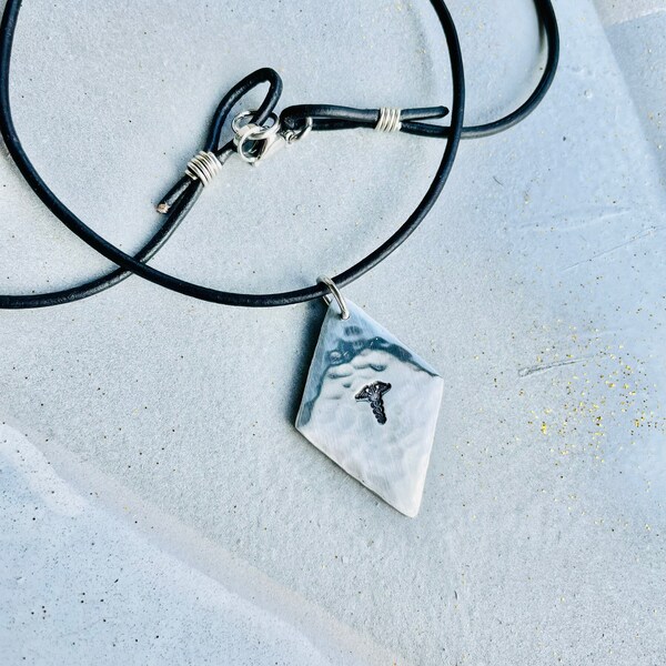 Leather Medical Alert Necklace Etsy