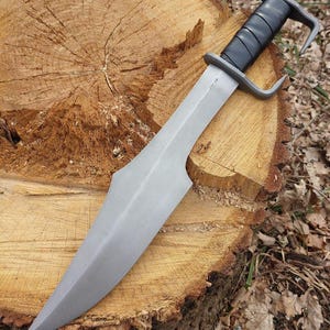 Custom Handmade Awesome Unique Handmade D2 Steel Hunting Machete with Leather sheath