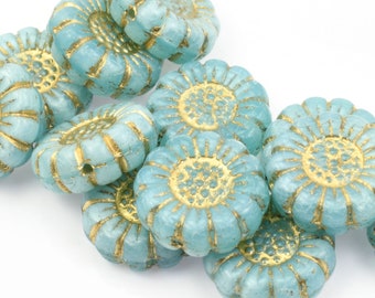 Abalorios de Girasol de 13mm - Seda Azul Denim con Abalorios de Vidrio Checo Lavado de Oro - Abalorios de Girasol Azul Aqua Claro por Raven's Journey (#030)