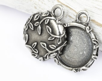 Dark Antique Silver 1/2" Leaf Bezel Charm - TierraCast Bezel Findings for Picture or Resin Charms - Woodland Floral Design (P2512)