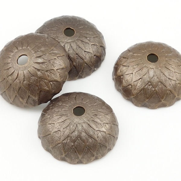 4 Acorn Caps Vintaj Natural Brass 13mm Acorn Bead Caps Dark Brass Antique Brass Acorn Beadcaps Fall Autumn (BC0003)