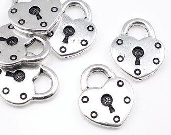 Charms antiques en argent Charms en argent TierraCast Heart Lock Charms Charms Saint-Valentin pour la fabrication de bijoux Charms de bijoux (P656)