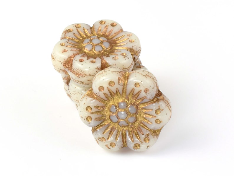 12 Flower Beads 14mm Wild Rose Czech Glass Flower Beads Bone & Gold Beads Ivory Opaque with Light Bronze Wash 095 画像 4