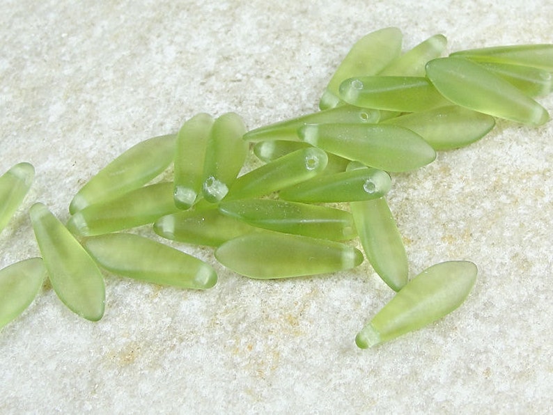 50 Seaglass Briolette Beads ICED OLIVINE Olive Green 16mm x 5mm Dagger Czech Glass Frosted Beachglass Style Beeads image 3