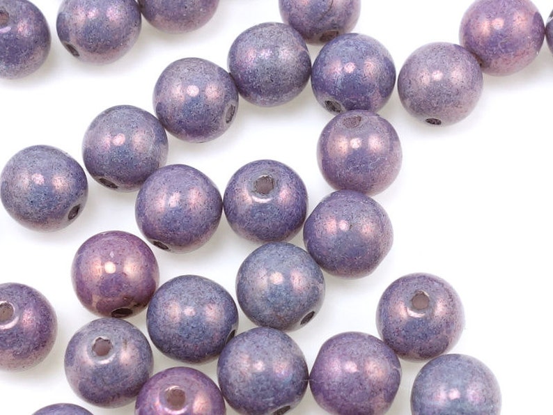 50 Radiant Orchid 6mm Round Beads Czech Glass Druks Lavender Plum Light Purple Beads Luster Opaque Amethyst image 2