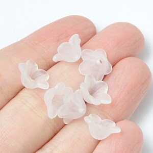 18 ICE WHITE Frosted Lucite Flower Bead 7mm x 13mm Trumpet Flower Beads Ice White Snow White image 2