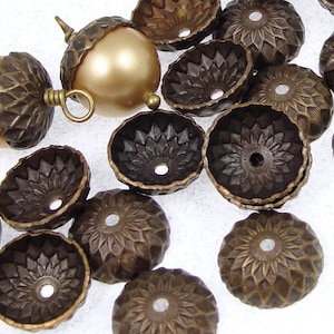 36 Acorn Caps Vintaj Natural Brass 13mm Acorn Bead Caps Dark Brass Antique Brass Acorn Beadcaps Fall Autumn (BC0003)