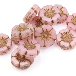 12mm Hibiscus Flower Beads Pink Opaline with Antique Finish Czech Glass Translucent Pastel Light Pink Beads for Flower Jewelry 092 zdjęcie 2