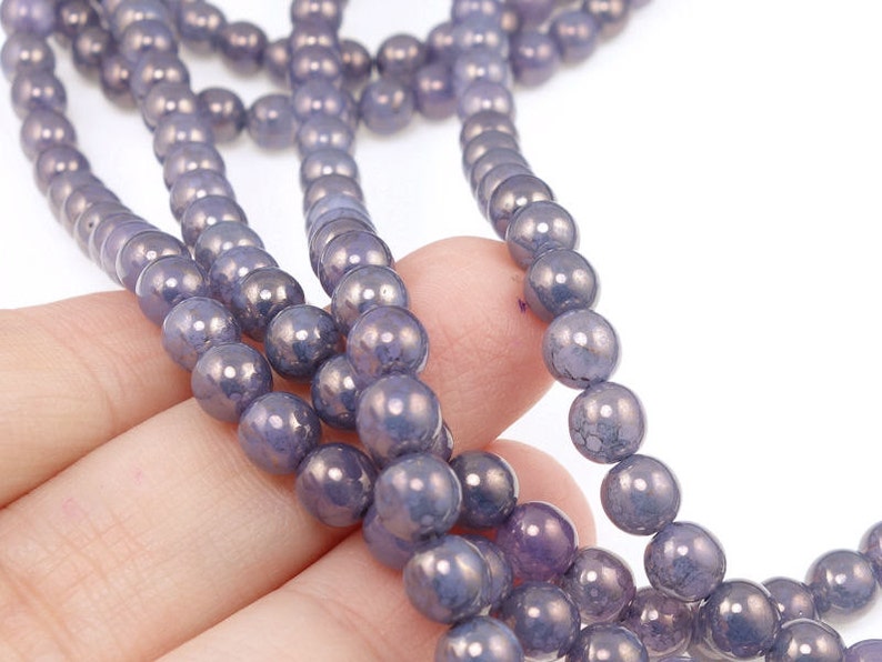 50 Milky Alexandrite Moon Dust 6mm Round Beads Lavender Lilac Violet Purple Beads Czech Glass Druks image 4