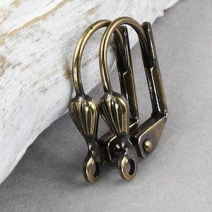 Shell Design Leverback Earrings - ANTIQUE BRASS Lever Back Ear Findings - Brass Oxide Bronze Plated Ocean Theme Ear Hooks   #FB742