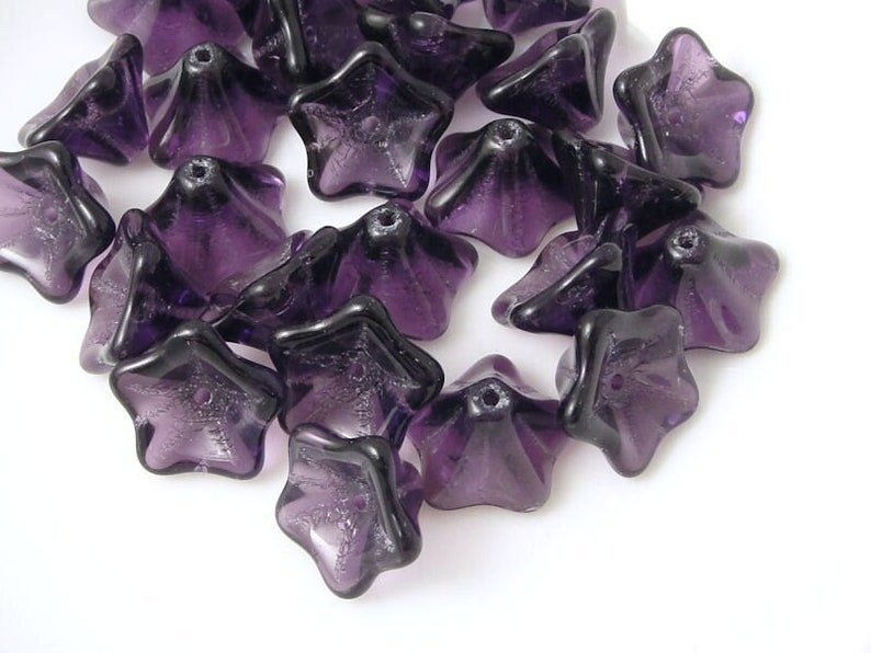 25 Purple Flower Beads Dark Purple Tanzite Czech Beads 13mm x 8mm Trumpet Flower Czech Glass Beads Bellflower Bell Flower Beads image 1