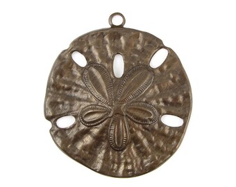 Vintaj SAND DOLLAR Pendant - Antique Brass Pendant for Beach Sea and Nautical Jewelry - Bronze Jewelry Supplies (P80)